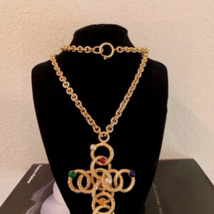 #300 Fashionable and high-end retro Necklace