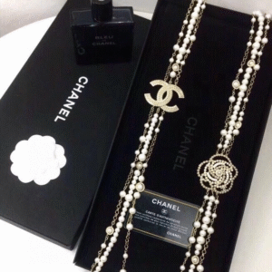 #96 Fashionable and high-end, versatile necklace, personalized designer style, long pearl multi-layered necklace, retro court style necklace
