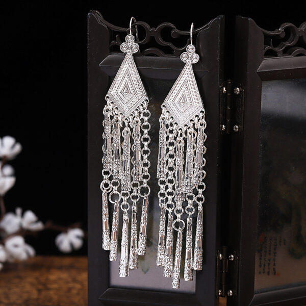 #1717 Retro fashion advanced sense of Chinese minority style Miao silver earrings for women geometric shape exaggerated fringe long earrings - Image 2