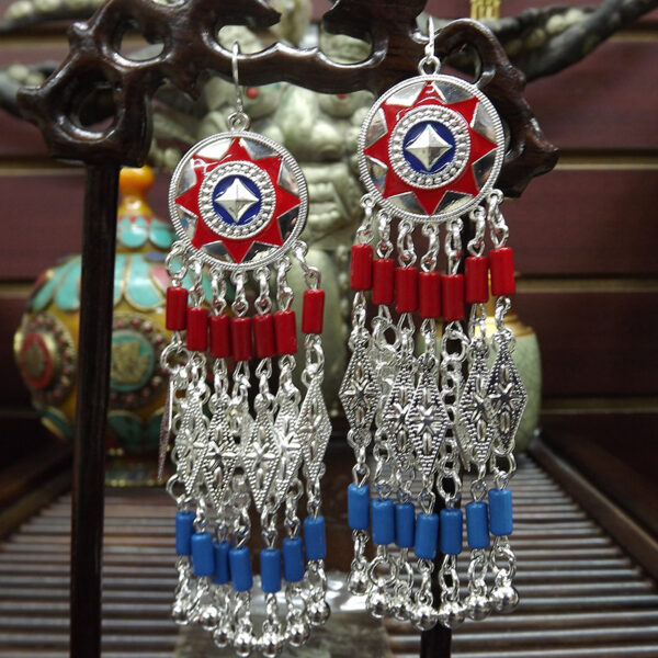#2222 Retro fashion advanced sense of Chinese minority wind porcelain pearl earrings Miao silver earrings for women exaggerated fringe long earrings - Image 3