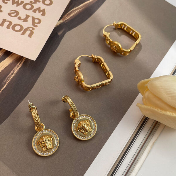 #2828 S925 Silver Needle European and American Retro Coin Earrings with High Grade, Light Luxury, Exquisite temperament Earrings for Women - Image 2