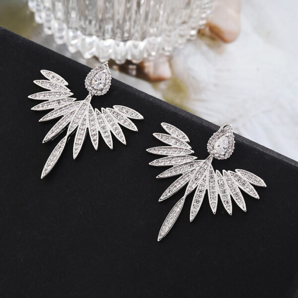 #2952 S925 Silver Needle European and American Heavy Industry Fashion Micro inlaid Zircon Earrings, Angel Wings Earrings, Two Wear Personalized Earrings