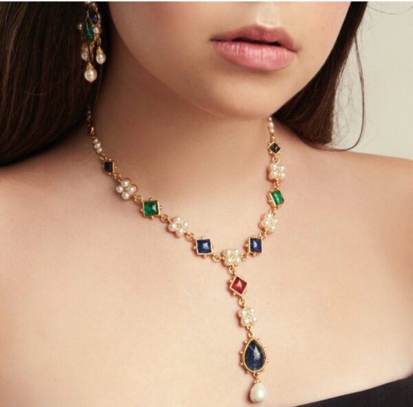 #105 Fashionable and high-end, versatile pearl tassel earrings, personalized designer retro earrings - Image 2