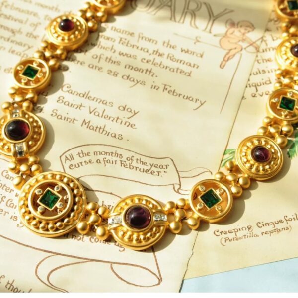 #131 Fashionable, simple and high-end necklace with unique design and retro glass pearl necklace - Image 2
