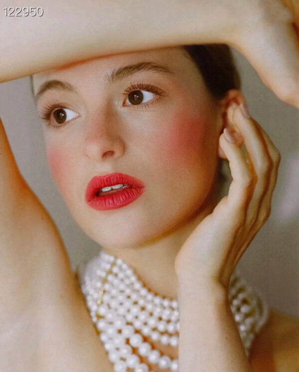 #132 Fashionable, simple and high-end necklace with unique design, retro glass multi-layer pearl necklace - Image 3
