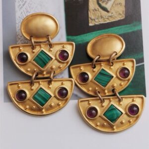 #114 Fashionable and high-end court-style earrings: Retro, versatile and uniquely designed earrings