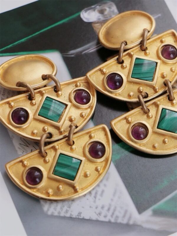 #114 Fashionable and high-end court-style earrings: Retro, versatile and uniquely designed earrings - Image 4