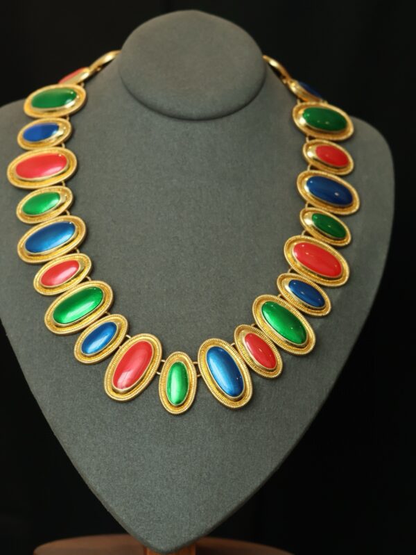 #115 Fashionable and high-end court-style necklace, a retro, versatile and personalized design necklace - Image 4