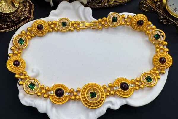 #131 Fashionable, simple and high-end necklace with unique design and retro glass pearl necklace - Image 5