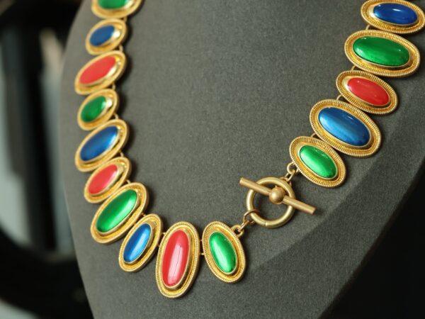 #115 Fashionable and high-end court-style necklace, a retro, versatile and personalized design necklace - Image 5