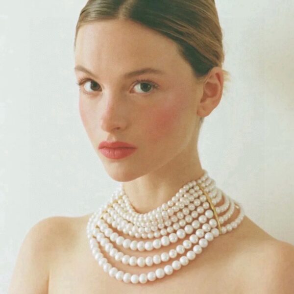 #132 Fashionable, simple and high-end necklace with unique design, retro glass multi-layer pearl necklace - Image 7