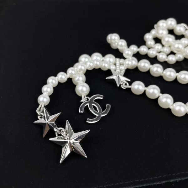 #135 Fashionable, simple and high-end necklace with unique design, retro glass pearl green necklace - Image 7