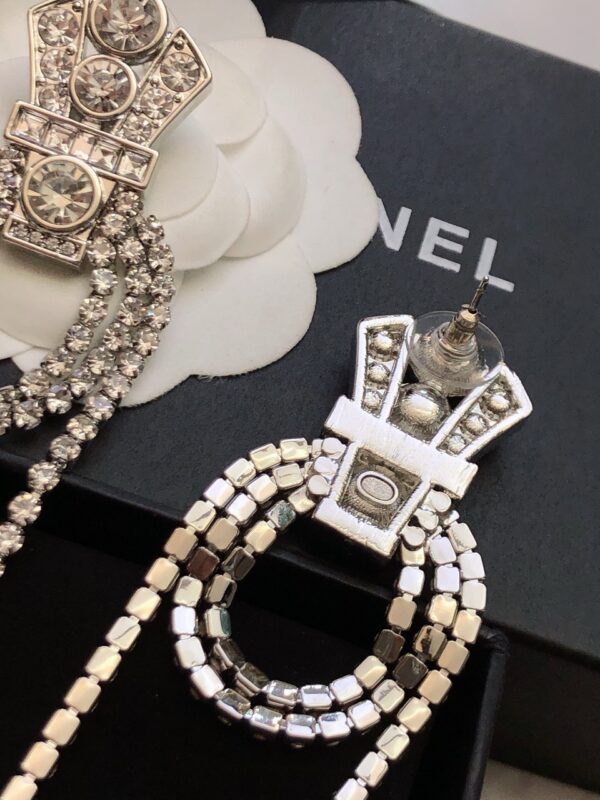 #141 Fashionable, exaggerated and high-end earrings with unique design and classic tassel earrings - Image 8