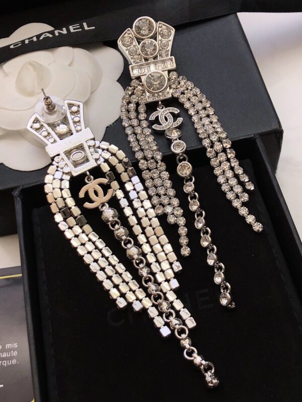 #140 Fashionable, exaggerated and high-end earrings with unique design. Classic long tassel earrings - Image 7