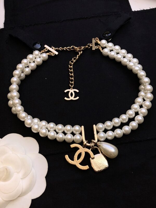 #139 Fashionable, simple and high-end pearl necklace with unique design and retro style - Image 6