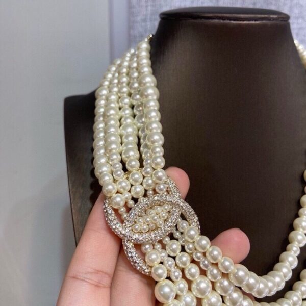 #138 Fashionable, simple and high-end pearl necklace with unique design and retro court style - Image 3