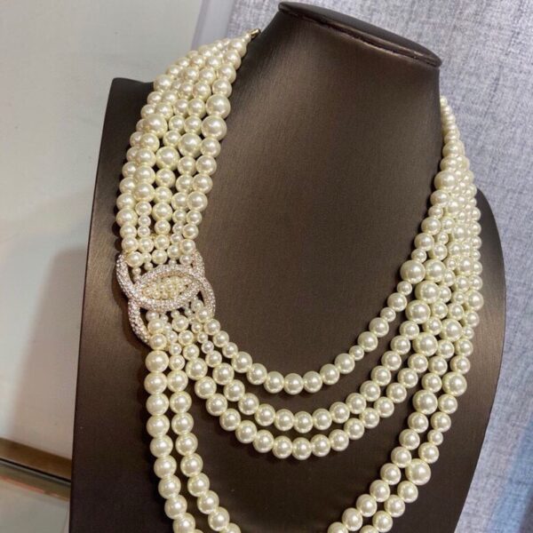 #138 Fashionable, simple and high-end pearl necklace with unique design and retro court style - Image 4