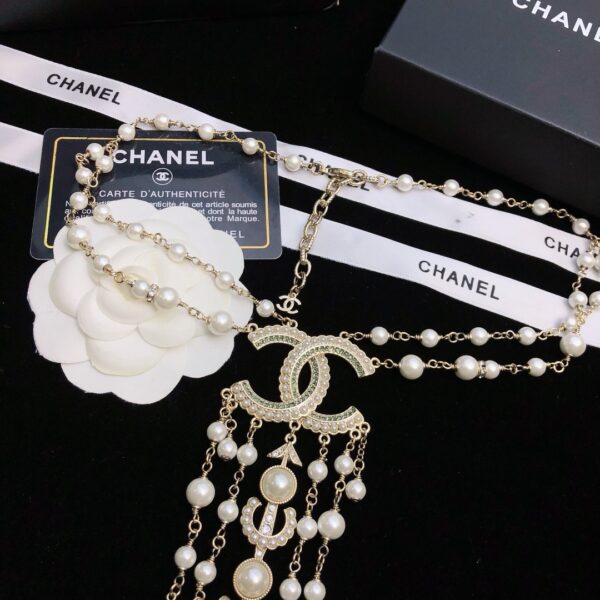 #142 Fashionable, exaggerated and high-end necklace with personalized design, retro classic pearl necklace - Image 7