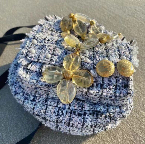 #128 Fashionable, simple and high-end necklace, personalized design, transparent glass flower retro necklace - Image 7