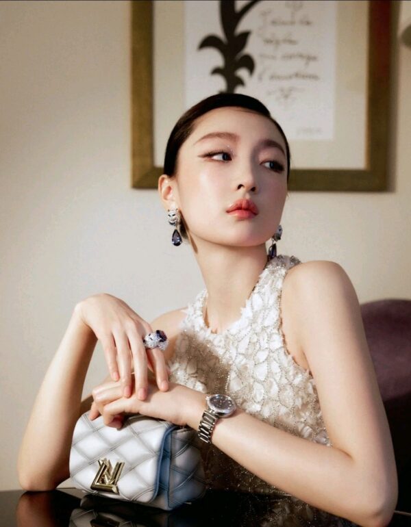 #188 Fashionable, high-end and elegant little cat-shaped ring - Image 4