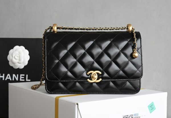 #154 CC 25s Classic handbag