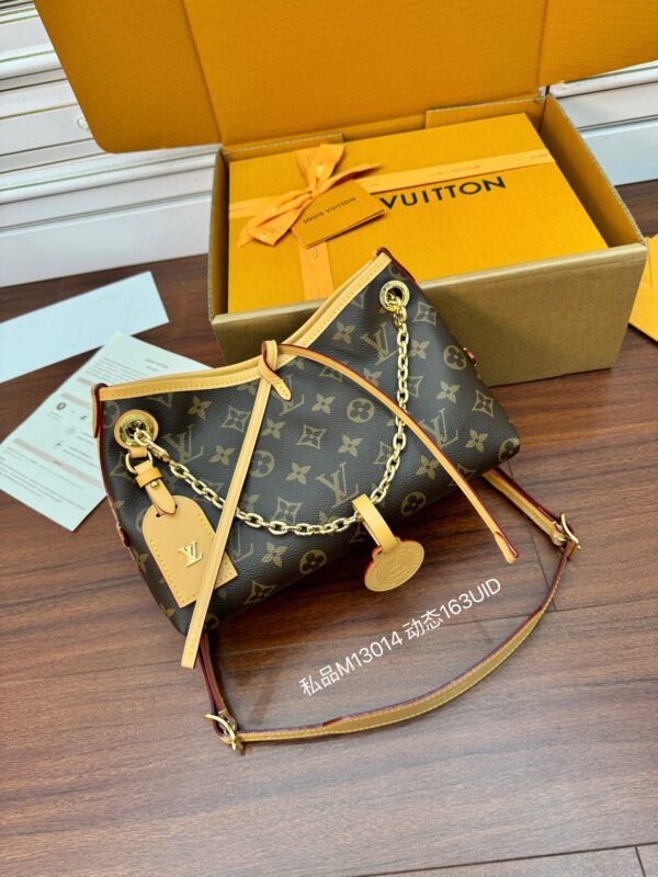 #157 M13014 Classic handbag - Image 3