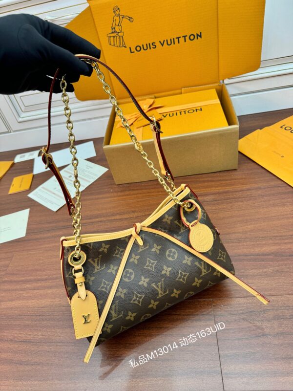 #157 M13014 Classic handbag - Image 4