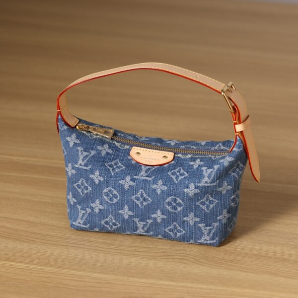 #162 M82949 Hills Pochette Classic tote bag - Image 8