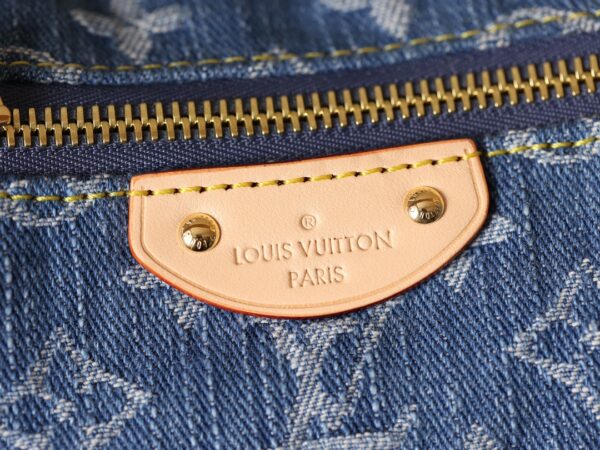 #162 M82949 Hills Pochette Classic tote bag - Image 9