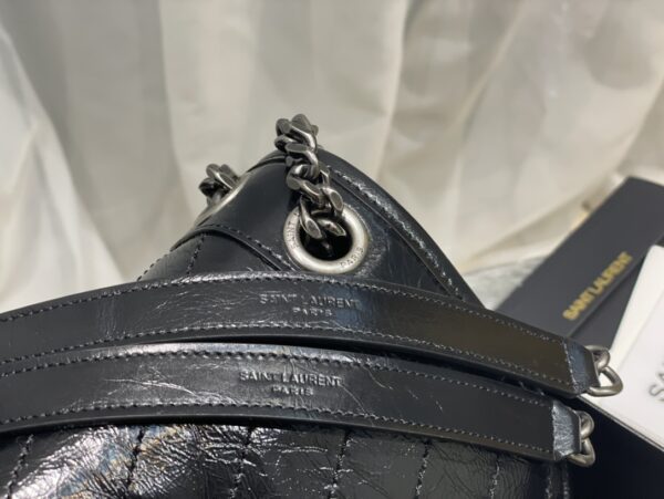 #152 633158 Classic handbag - Image 4