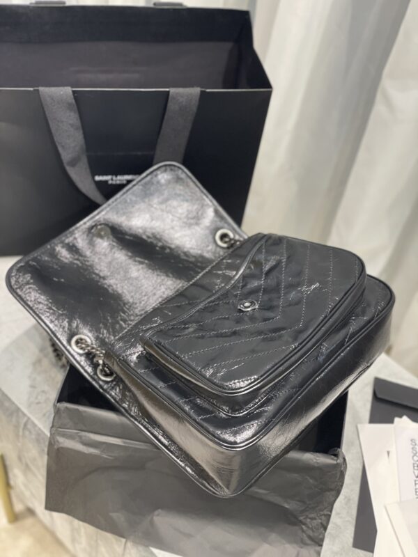 #152 633158 Classic handbag - Image 7