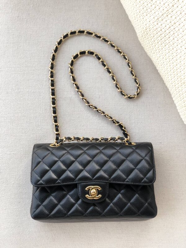 #155CF23cm black ball gold Classic handbag