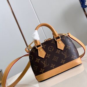 #161 M82717 Classic handbag