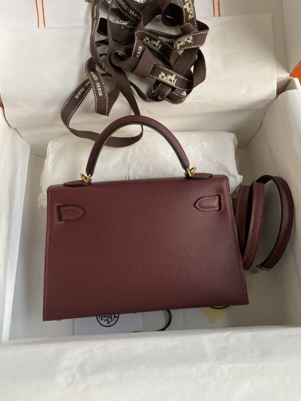 #158 M19cmh Classic red handbag - Image 3