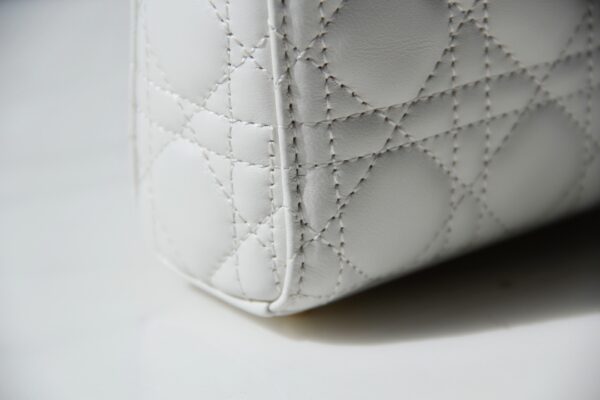 #163 44531Mini Classic handbag - Image 5