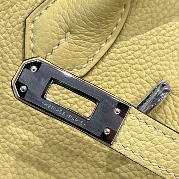 #195 Fashionable and high-end yellow bag - Image 4