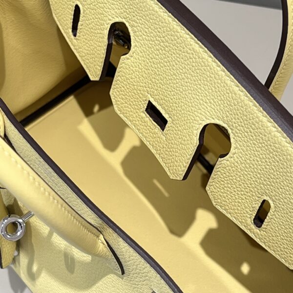 #195 Fashionable and high-end yellow bag - Image 10