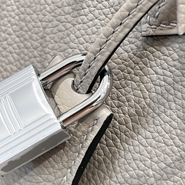 #197 Fashionable and high-end asphalt grey bag - Image 6