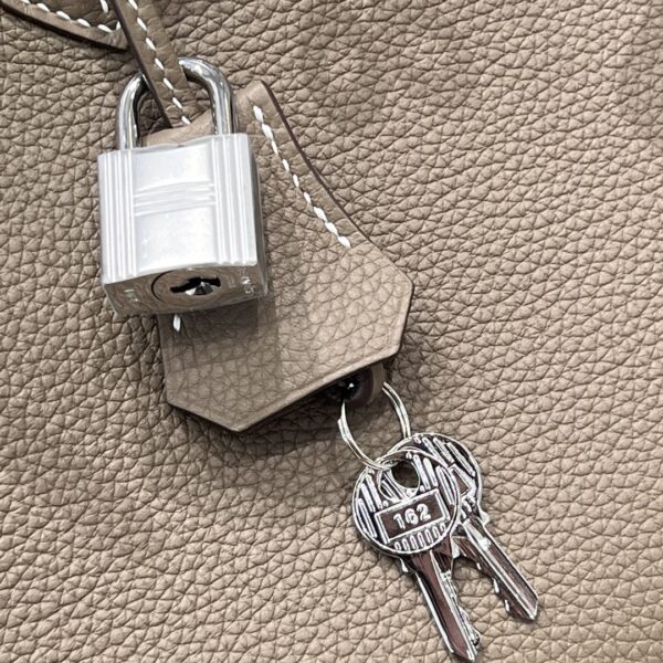 #198 Fashionable and high-end elephant grey bag - Image 6