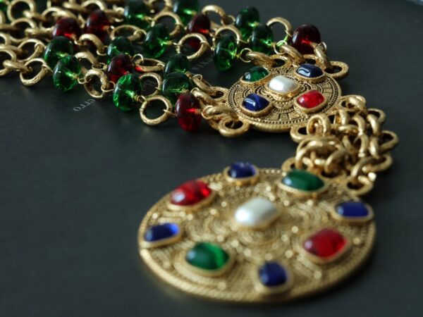 #294 Retro and Exaggerated Necklace with a fashionable and high-end feel - Image 6