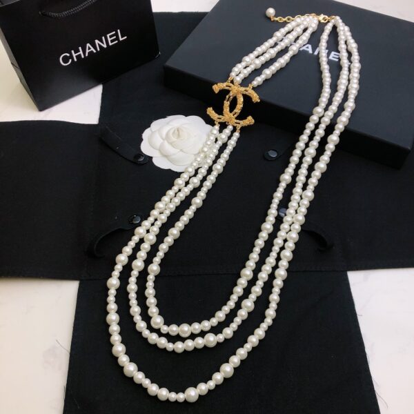 #207 Long Pearl Necklace with a fashionable and high-end feel - Image 4