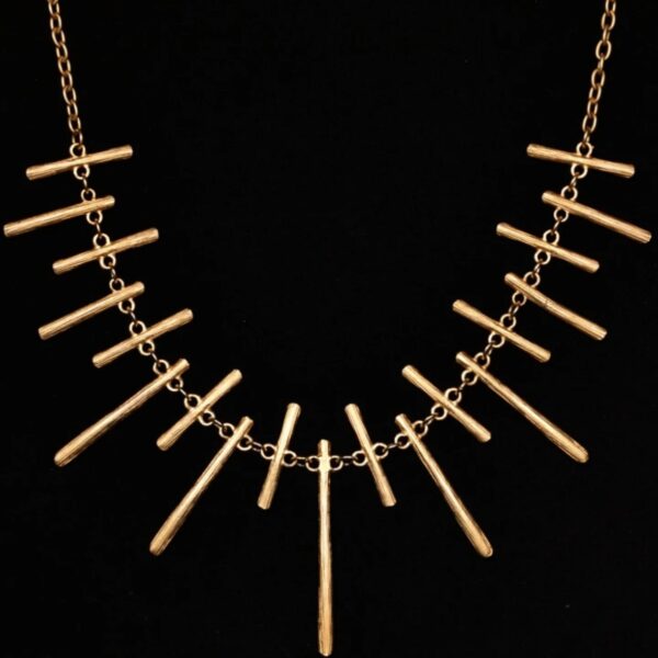 #305 Fashionable and High-end Retro Necklace, a niche design necklace