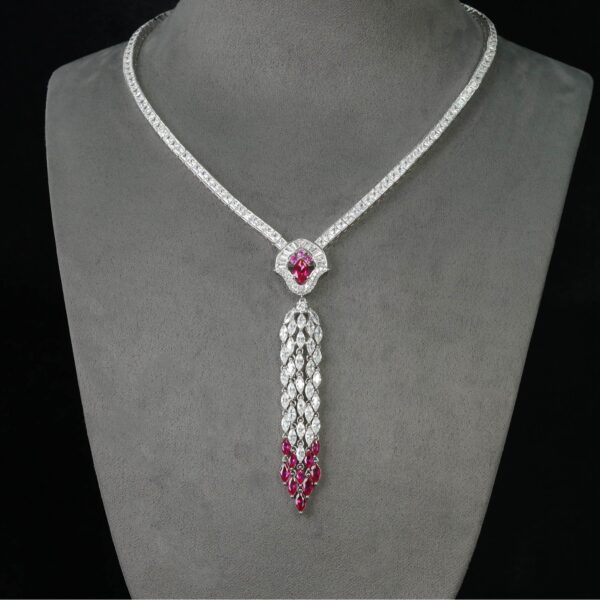 #262 Fashionable and high-end 925 silver niche design girls' necklace - Image 2