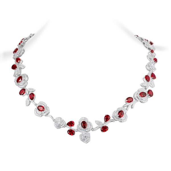 #265 Fashionable and high-end 925 silver niche design rose-shaped girls' necklace