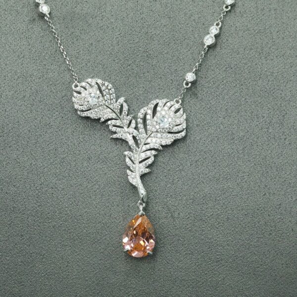#181 Fashionable, high-end and elegant jewelry for girls Necklace - Image 9
