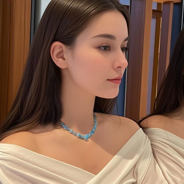 #267 Fashionable and high-end 925 silver niche design blue ladies' Necklace - Image 4
