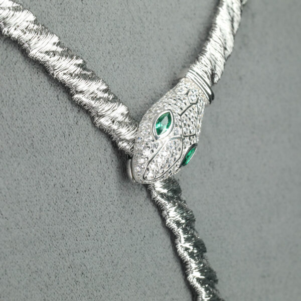 #193 Fashionable, high-end, elegant and niche jewelry for girls, collarbone chain - Image 6