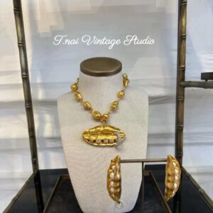 #166 Retro, exaggerated, high-end, elegant and light luxury fashion necklace and earrings