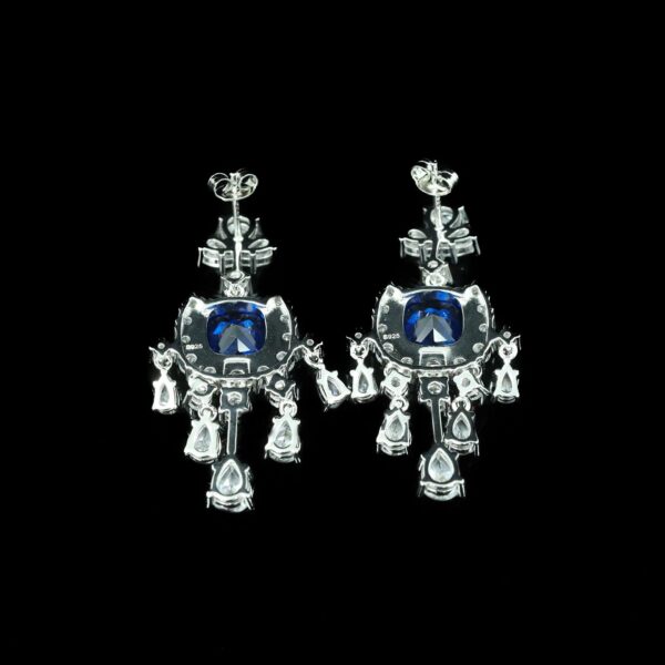 #250 Fashionable and high-end 925 silver niche design versatile girls' earrings - Image 2