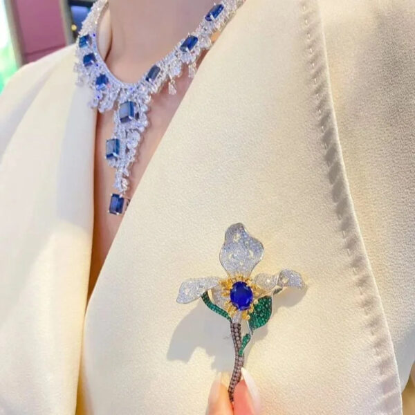 #186 Fashionable and High-end Elegant Jewelry Party Event Brooch - Image 4